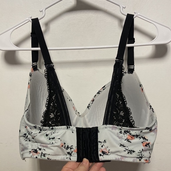 CACIQUE Floral Wireless Bra Sz 34DDD - Picture 9 of 14